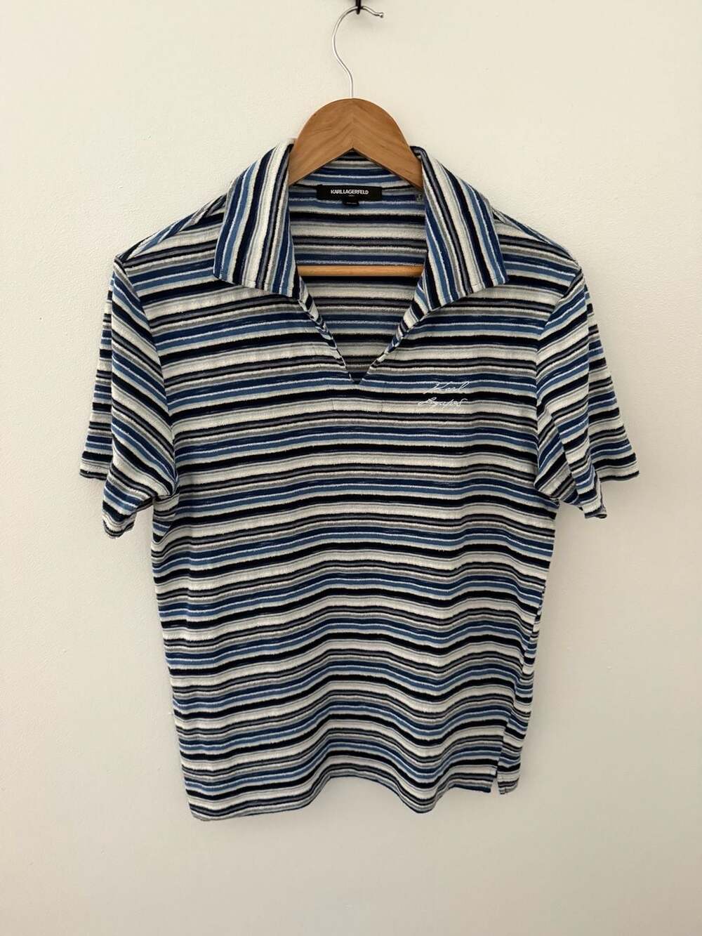 Karl Lagerfeld Paris Men's Blue Multi-Stripe Textured Polo Shirt sz S